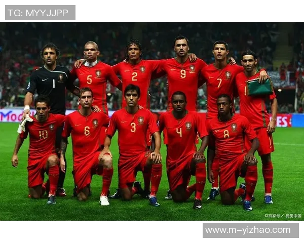 激情四溢的欧冠足球赛:荣耀与梦想交织的绿茵场上较量 激情四溢的欧冠足球赛:荣耀与梦想交织的绿茵场上较量