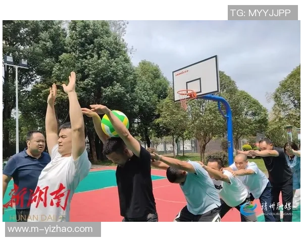 篮球碎的魅力与挑战探索运动精神与团队合作的完美结合 篮球碎的魅力与挑战探索运动精神与团队合作的完美结合