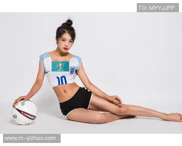 足球宝贝高清桌面带你领略足球魅力与青春活力的完美结合